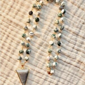 Gold Beaded Tree Agate and Labradorite Pendant Necklace